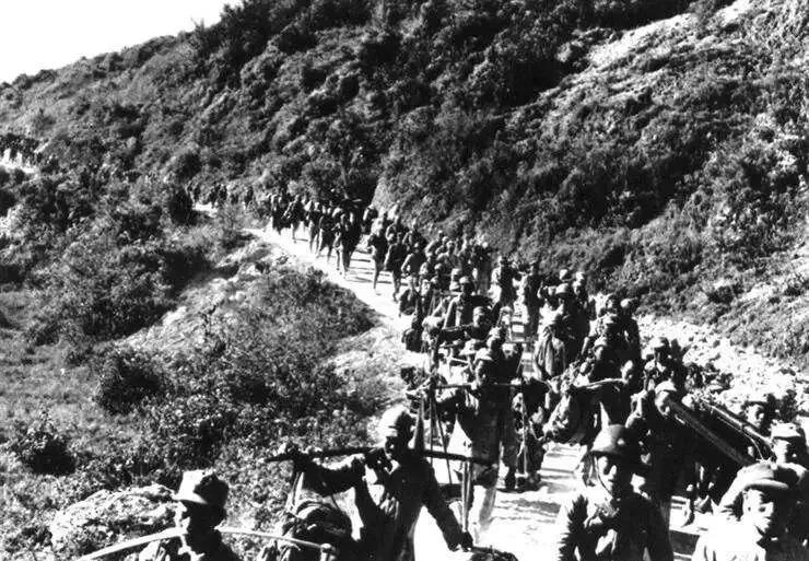 中國(guó)人民志愿軍跨過(guò)鴨綠的歷史事件，英勇抗敵，鑄就輝煌，中國(guó)人民志愿軍跨鴨綠江英勇抗敵，鑄就輝煌歷史篇章