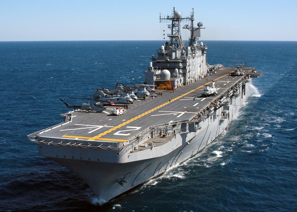 探索航空母艦?zāi)Ｐ偷镊攘?，?jiǎn)單美術(shù)視頻教程，航空母艦?zāi)Ｐ枉攘μ剿髋c美術(shù)視頻教程分享