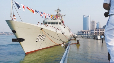 泉州艦的噸位與實(shí)力解析，泉州艦的噸位與實(shí)力深度解析