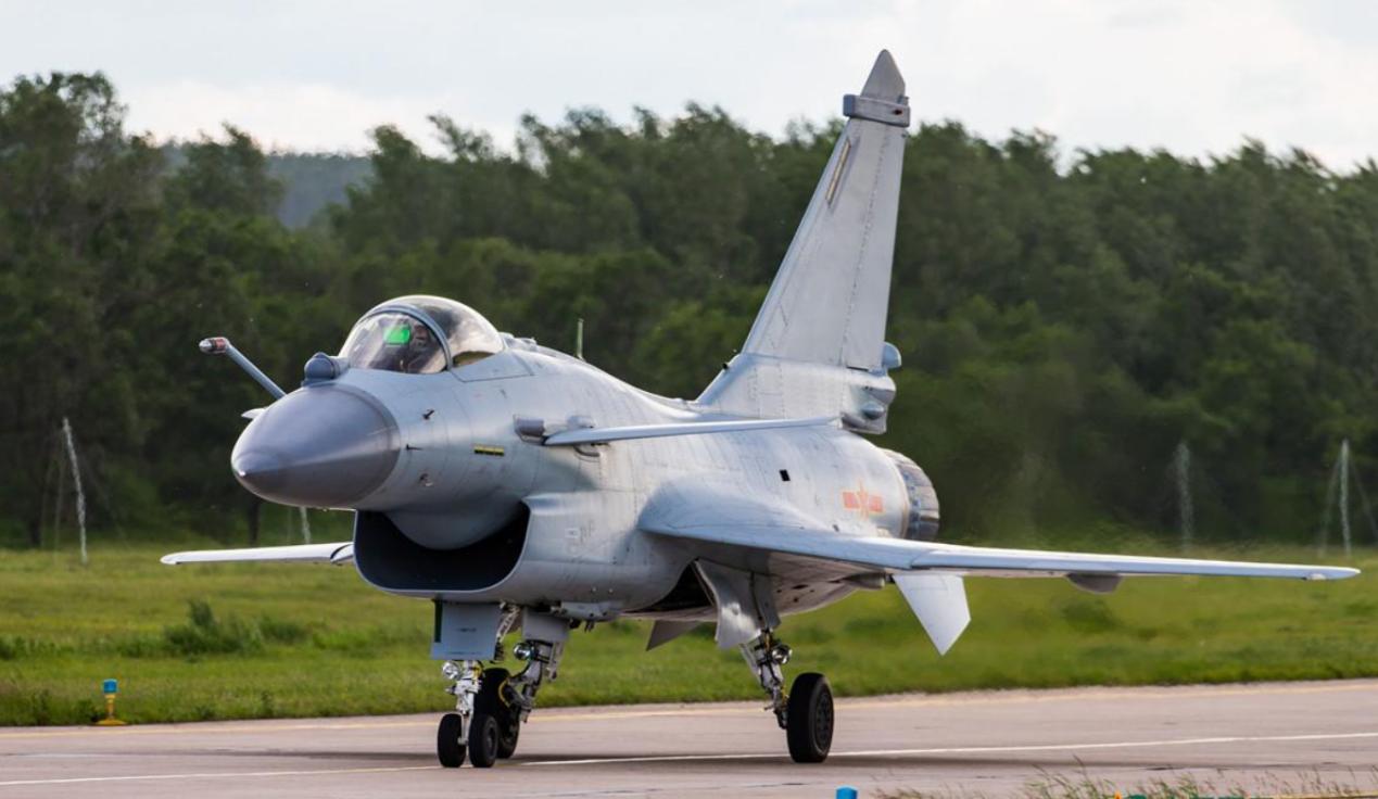 殲-10系列飛機(jī)，中國空軍的主力戰(zhàn)機(jī)，殲-10系列飛機(jī)，中國空軍核心主力戰(zhàn)機(jī)