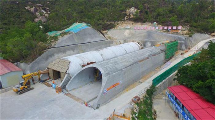 珠海今天發(fā)生的重大新聞，新科技引領(lǐng)城市新篇章，珠海新科技引領(lǐng)城市新篇章，今日重大新聞發(fā)布
