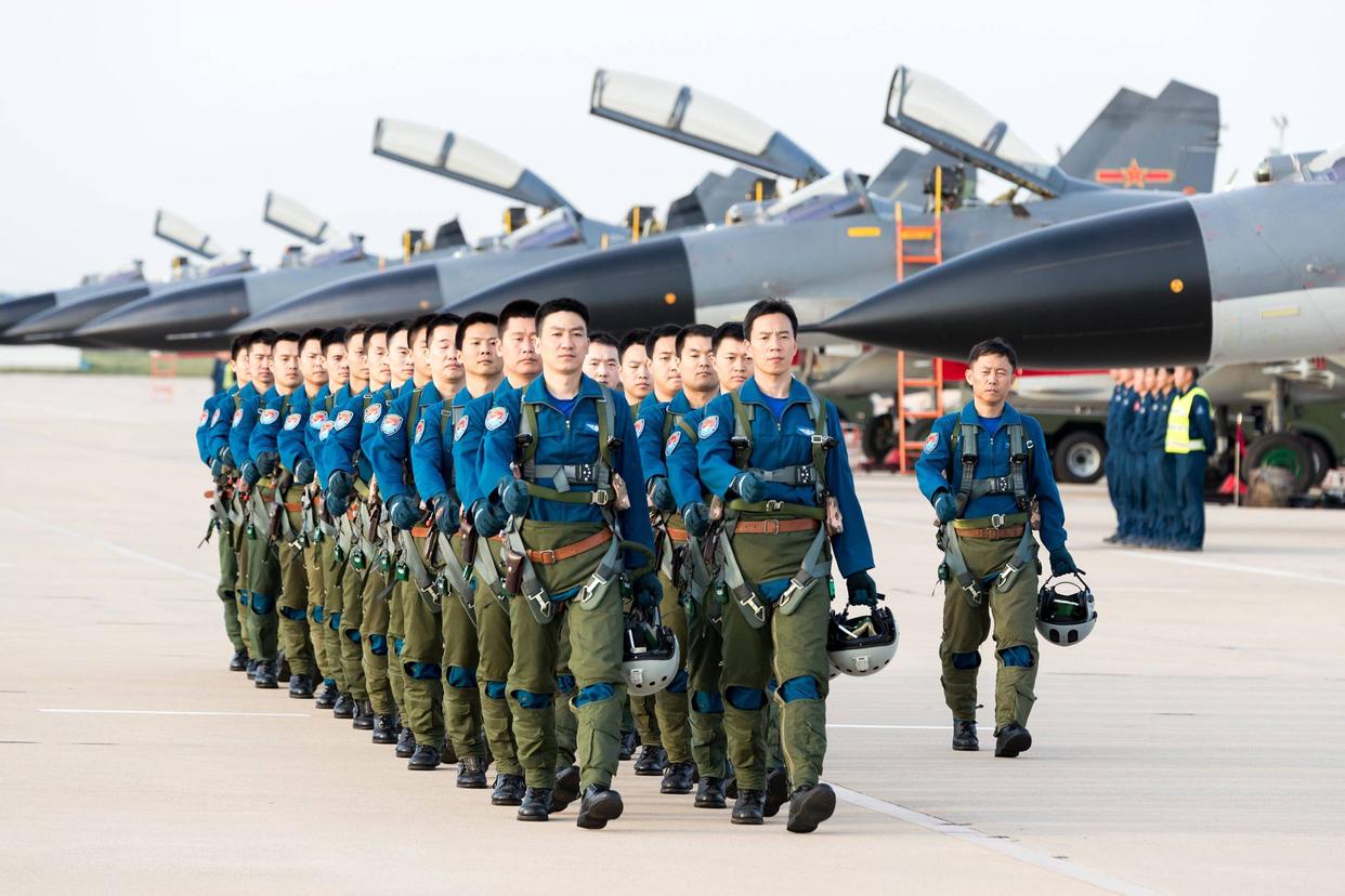 空軍圖片大全——領略空中力量的風采與榮耀，空軍風采與榮耀，空中力量圖片大全