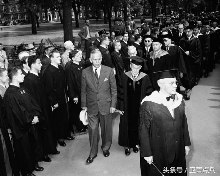 現(xiàn)役上將都有誰，中國軍隊(duì)的高級領(lǐng)導(dǎo)層概述，中國軍隊(duì)高級領(lǐng)導(dǎo)層概述，現(xiàn)役上將名單揭秘