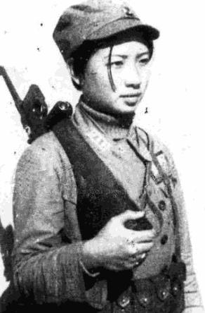 二戰(zhàn)國軍軍服，歷史、特點與意義，二戰(zhàn)時期國軍軍服，歷史沿革、特點與意義探究