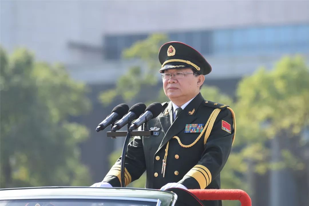 武警部隊(duì)政委劉，忠誠(chéng)使命，砥礪前行，武警部隊(duì)政委劉砥礪前行，忠誠(chéng)使命鑄就輝煌