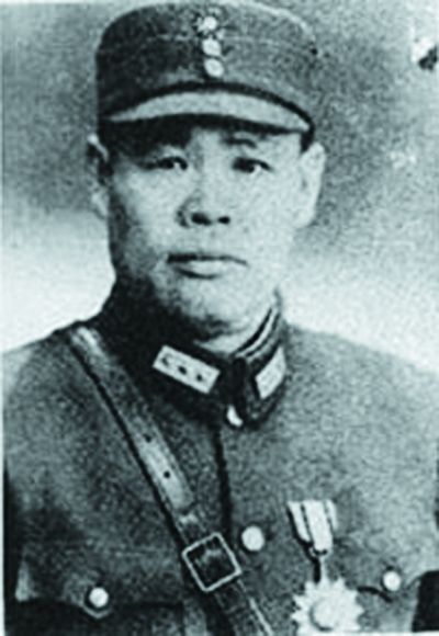 集團軍總司令與戰(zhàn)區(qū)司令長官，職位高低之探討，集團軍總司令與戰(zhàn)區(qū)司令長官，職位等級與權(quán)責(zé)探討