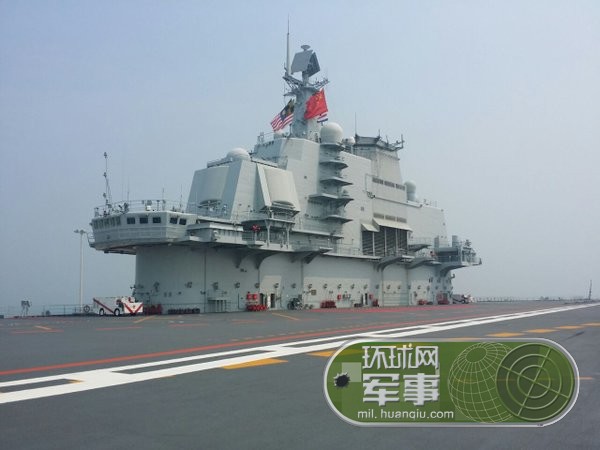 中國(guó)首艘航母艦長(zhǎng)，榮耀與擔(dān)當(dāng)，中國(guó)首艘航母艦長(zhǎng)，榮耀與擔(dān)當(dāng)?shù)暮桔E領(lǐng)航者