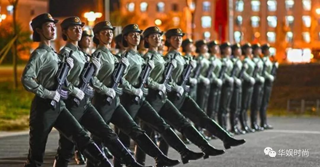 女兵方隊(duì)閱兵活動(dòng)回顧，榮耀與力量的展現(xiàn)，女兵方隊(duì)閱兵榮耀回顧，力量與風(fēng)采的展現(xiàn)