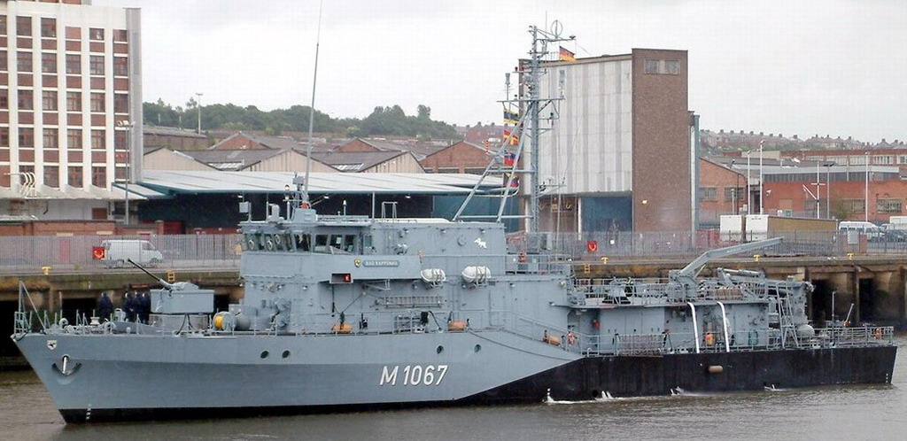 探索掃雷艦711艦，揭秘其噸位與功能，揭秘掃雷艦711艦，噸位與功能探索