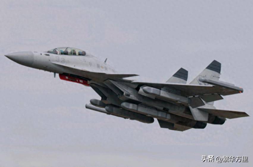 殲-15D與美國(guó)運(yùn)軍控制傳聞探究，殲-15D與美國(guó)軍控傳聞深度探究