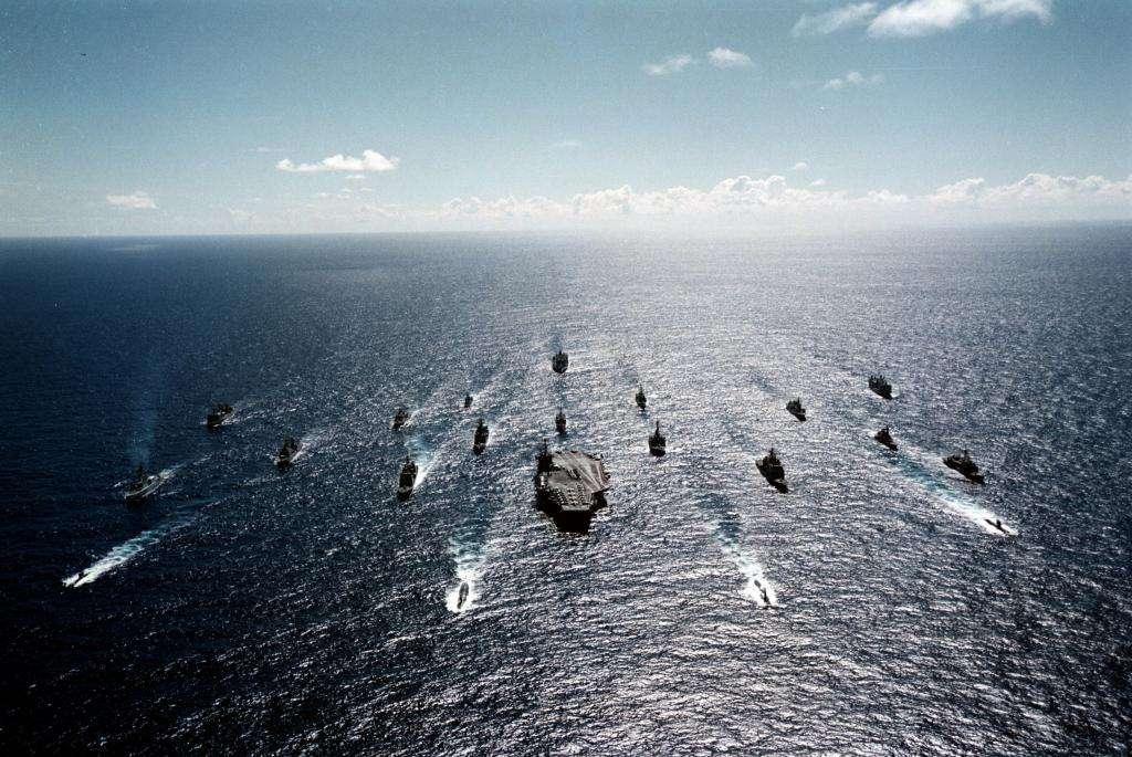 航空母艦戰(zhàn)斗群編隊中各戰(zhàn)艦作用，航空母艦戰(zhàn)斗群編隊中各戰(zhàn)艦的角色與功能解析