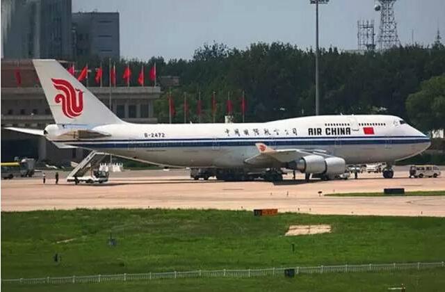 中國空軍一號首長，領(lǐng)航新時代的空中力量，中國空軍一號首長領(lǐng)航空中力量，開啟新時代征程