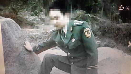 中國武警女軍官的照片，展現(xiàn)力量與榮耀的象征，中國武警女軍官風(fēng)采，力量與榮耀的象征