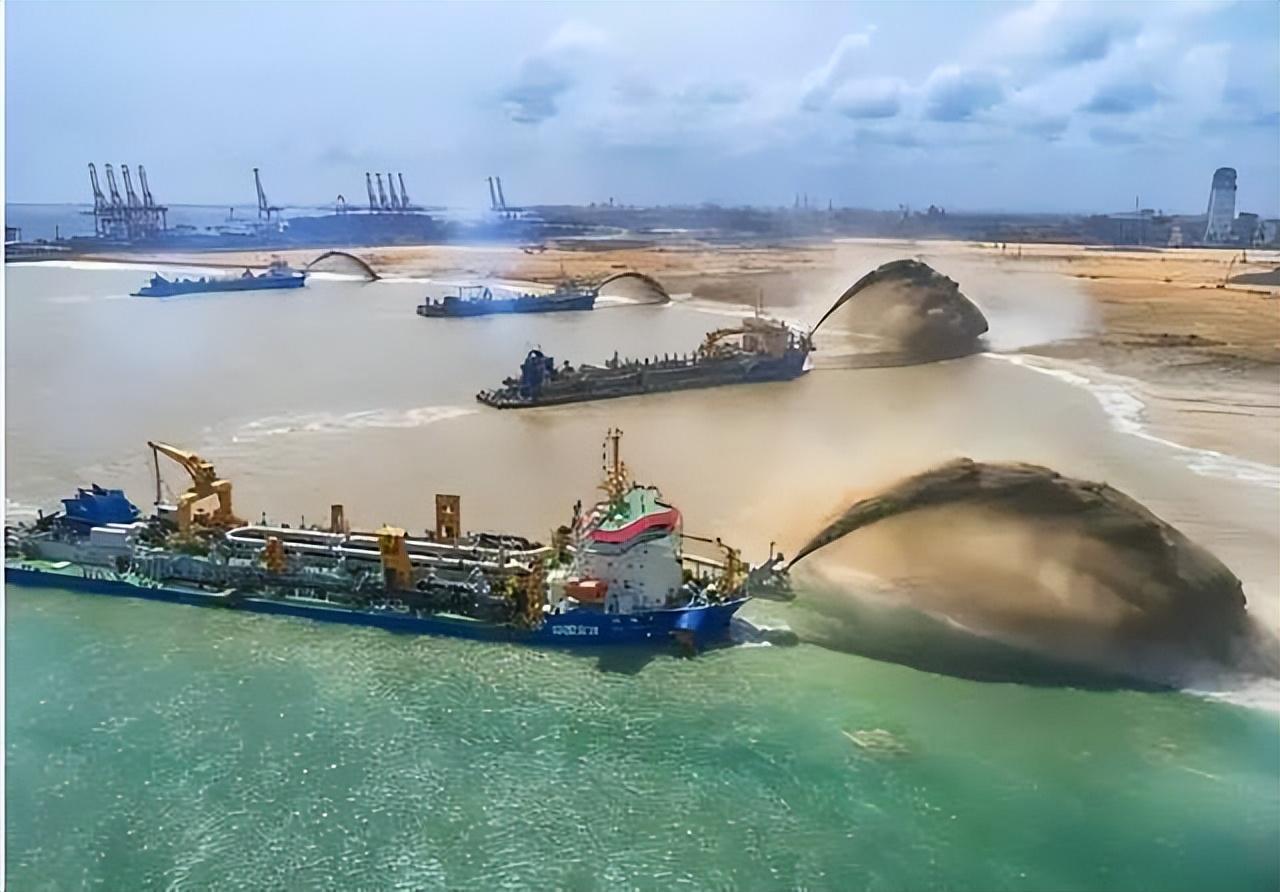 中國(guó)海警驅(qū)逐越南海警，維護(hù)海洋秩序，捍衛(wèi)國(guó)家主權(quán)，中國(guó)海警捍衛(wèi)國(guó)家主權(quán)，驅(qū)逐越南海警，維護(hù)海洋秩序行動(dòng)堅(jiān)決
