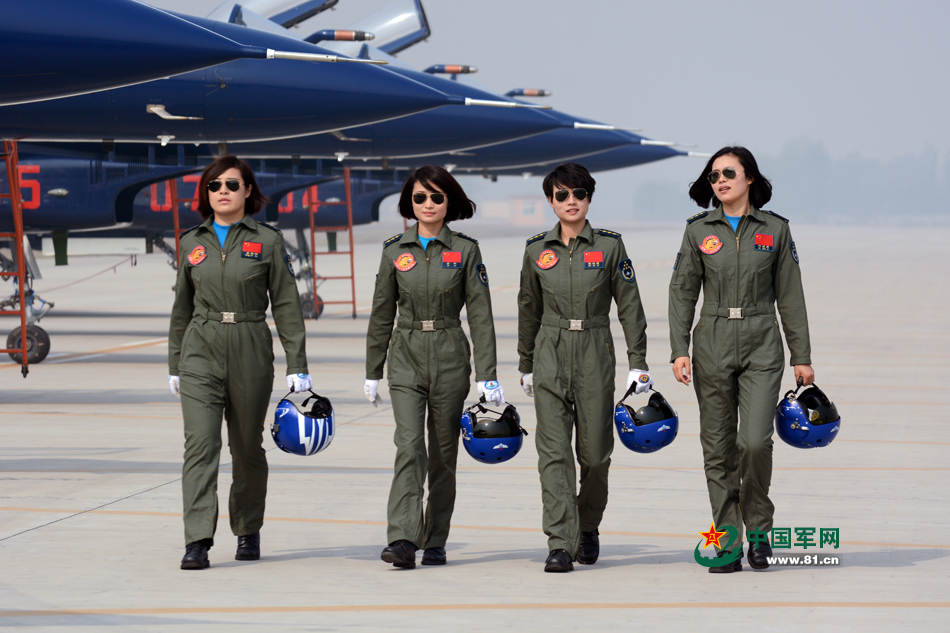 八一飛行表演隊(duì)女飛行員名單揭秘，八一飛行表演隊(duì)女飛行員名單大揭秘