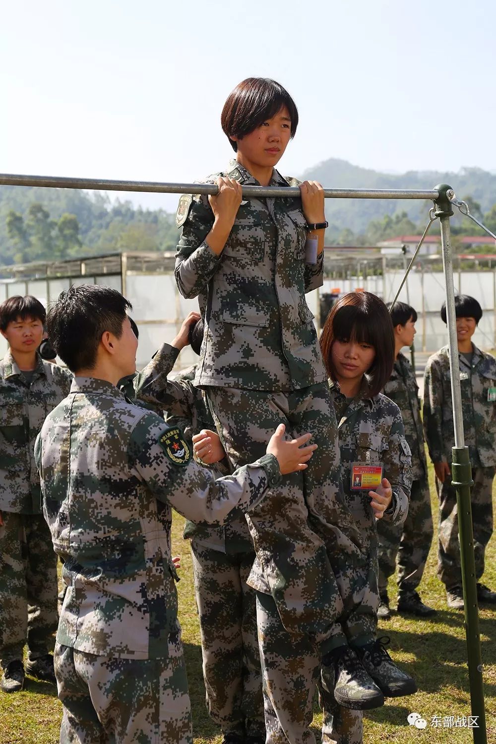 女兵訓(xùn)練營，挑戰(zhàn)與成長，女兵訓(xùn)練營，挑戰(zhàn)與成長之路
