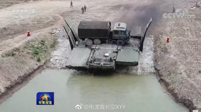 探索gzm003履帶式重型自行舟橋車的卓越性能與多功能性，探索gzm003履帶式重型自行舟橋車的性能卓越與多功能應(yīng)用