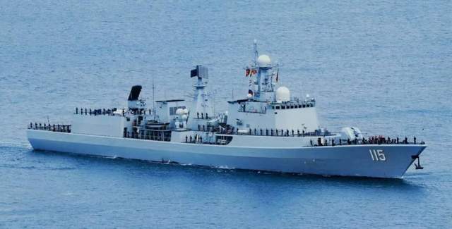 揭秘中國海軍的驕傲，051C導(dǎo)彈驅(qū)逐艦的排水量解析，中國海軍驕傲揭秘，051C導(dǎo)彈驅(qū)逐艦排水量深度解析