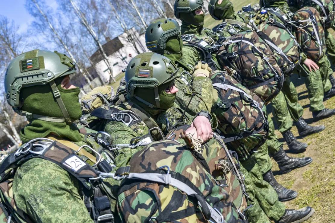 空降兵15軍45師，英勇無畏，鑄就輝煌美篇，空降兵15軍45師，英勇鑄就輝煌篇章