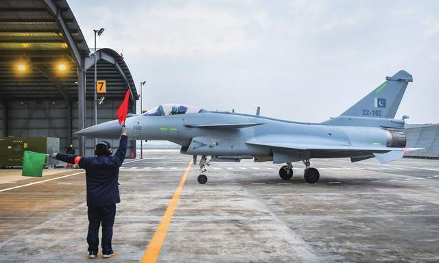 殲-10戰(zhàn)斗機(jī)與巴基斯坦，空中力量的緊密紐帶，殲-10戰(zhàn)斗機(jī)與巴基斯坦，空中力量的緊密合作紐帶
