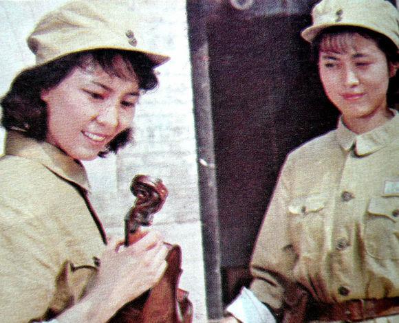 50年代中國女兵圖片，時代的印記與女性的力量，五十年代中國女兵圖片，時代的印記與女性的力量風(fēng)采