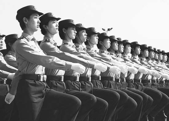 女兵方隊電影在線播放，展現(xiàn)女性力量的獨特魅力，女兵方隊電影展現(xiàn)女性獨特魅力，在線播放欣賞