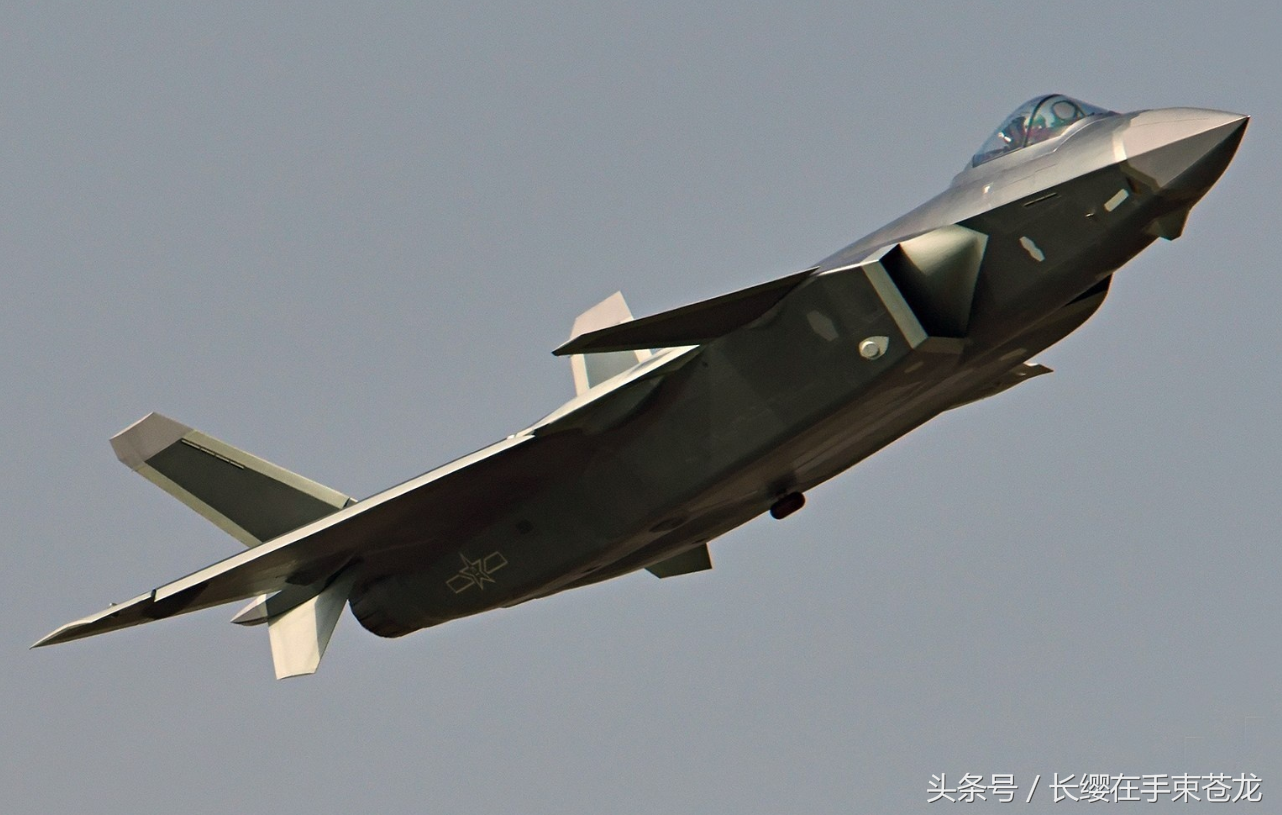 殲-20發(fā)展態(tài)勢備受關(guān)注，殲-20發(fā)展態(tài)勢備受矚目