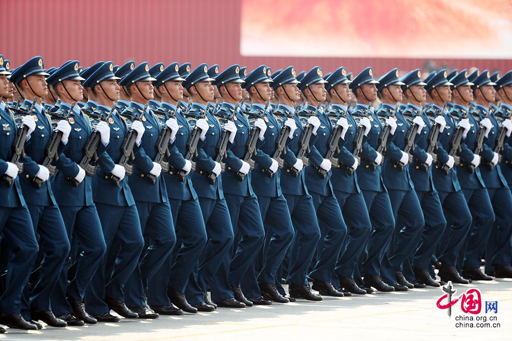 99年閱兵空軍方隊(duì)名單——光榮與夢(mèng)想的天空之旅，光榮與夢(mèng)想的天空之旅，99年閱兵空軍方隊(duì)名單揭秘