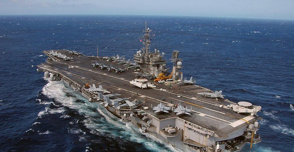 福特號航空母艦的艦載機(jī)搭載能力，揭秘其強(qiáng)大的戰(zhàn)斗力，揭秘福特號航空母艦的艦載機(jī)搭載能力，強(qiáng)大的戰(zhàn)斗力之源