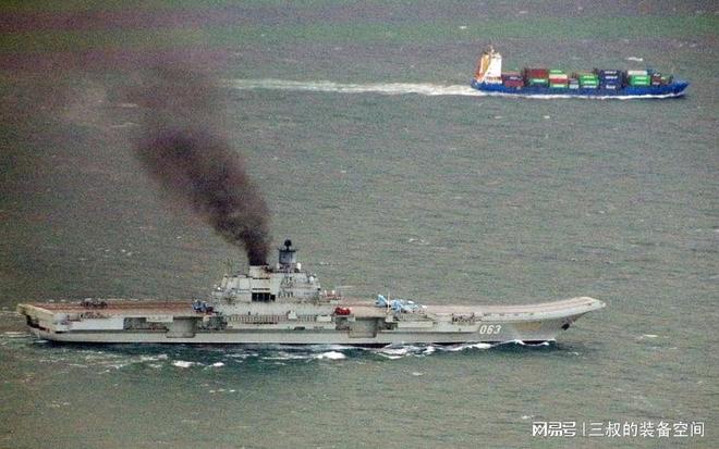 遼寧艦香煙，探索中國海軍航母與煙草文化的交融，遼寧艦香煙，中國海軍航母與煙草文化的獨特交融