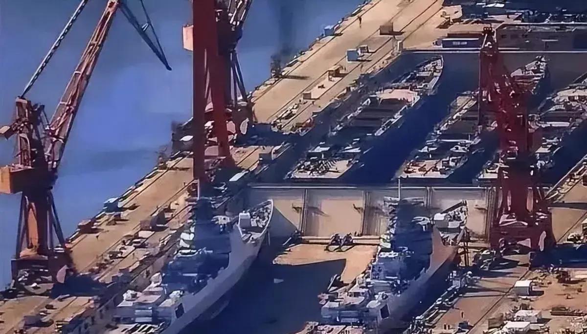 遼寧大連海軍部隊(duì)，歷史、現(xiàn)狀與發(fā)展前瞻，遼寧大連海軍部隊(duì)，歷史沿革、現(xiàn)狀概覽與發(fā)展前瞻