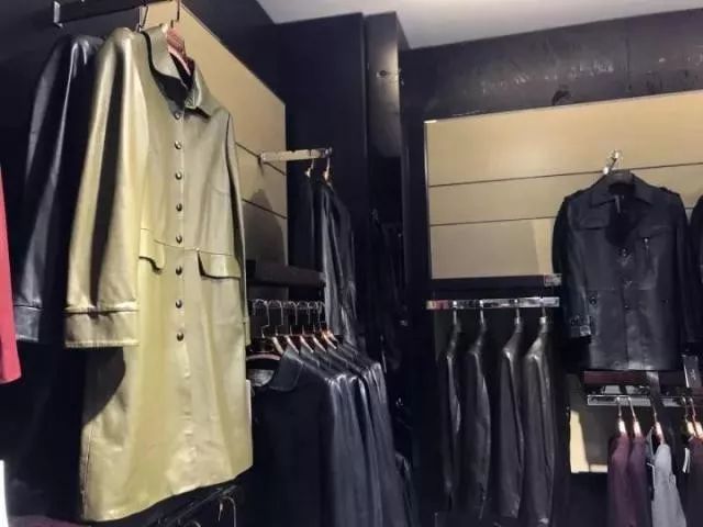 美軍裝備中的羊毛大衣與羊毛毯，歷史、功能與重要性，美軍羊毛大衣與羊毛毯，歷史、功能與重要性探究