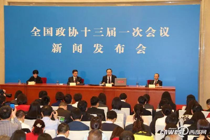 全國兩會首場新聞發(fā)布會，聚焦熱點(diǎn)，共謀發(fā)展，全國兩會首場新聞發(fā)布會聚焦熱點(diǎn)，共謀國家發(fā)展大計