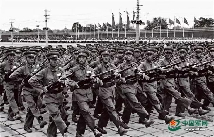 各國閱兵式正步，傳統(tǒng)與現(xiàn)代的交融，各國閱兵式正步，傳統(tǒng)與現(xiàn)代的華麗交融