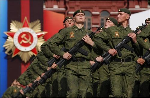集團軍是軍嗎？——探究現(xiàn)代軍事組織體系中的集團軍定位，集團軍在現(xiàn)代軍事組織體系中的定位探究，是軍嗎？