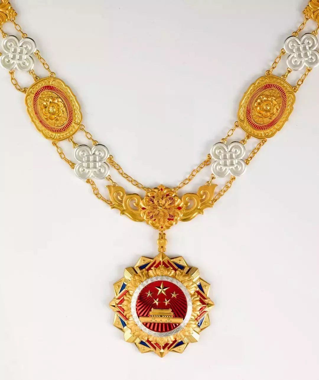 致敬輝煌，36位國(guó)家勛章獲得者的卓越人生，致敬輝煌，國(guó)家勛章獲得者的卓越人生典范