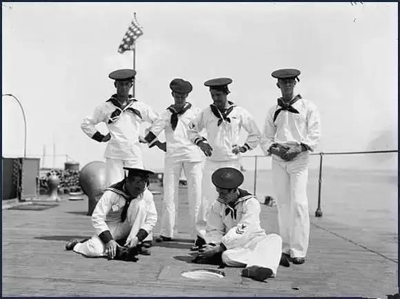中國(guó)海軍軍輔船大全，種類、功能與特點(diǎn)，中國(guó)海軍軍輔船詳解，種類、功能與特點(diǎn)概覽