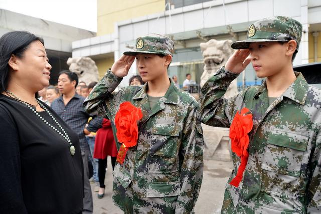 新兵體能最好的新兵分配策略，挖掘潛力，優(yōu)化軍事力量布局，新兵體能優(yōu)勢分配策略，挖掘潛力，優(yōu)化軍事力量布局