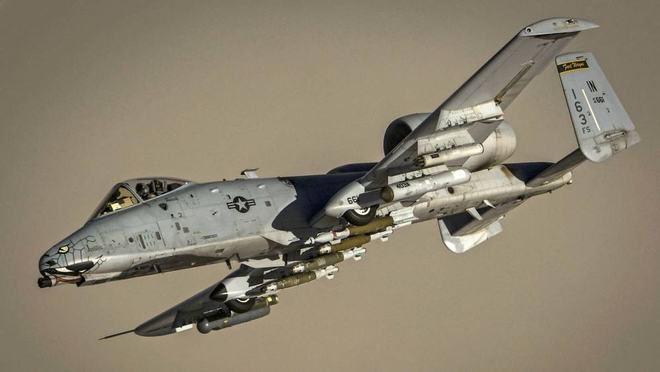 美國援助烏克蘭A-10攻擊機(jī)的深度解析，美國援助烏克蘭A-10攻擊機(jī)深度剖析