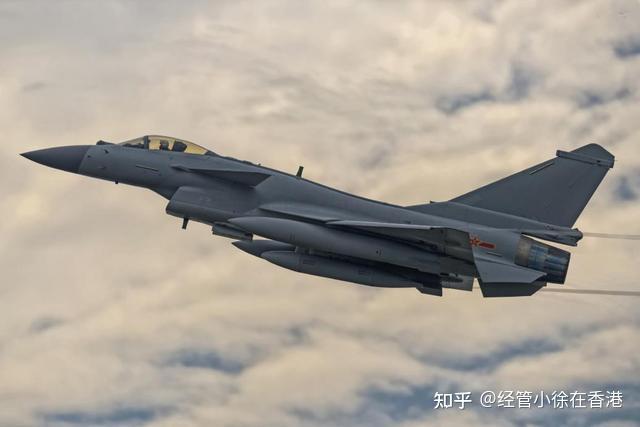 殲-10戰(zhàn)斗機(jī)服役時(shí)間，中國空軍的重要里程碑，殲-10戰(zhàn)斗機(jī)服役，中國空軍發(fā)展的重大里程碑