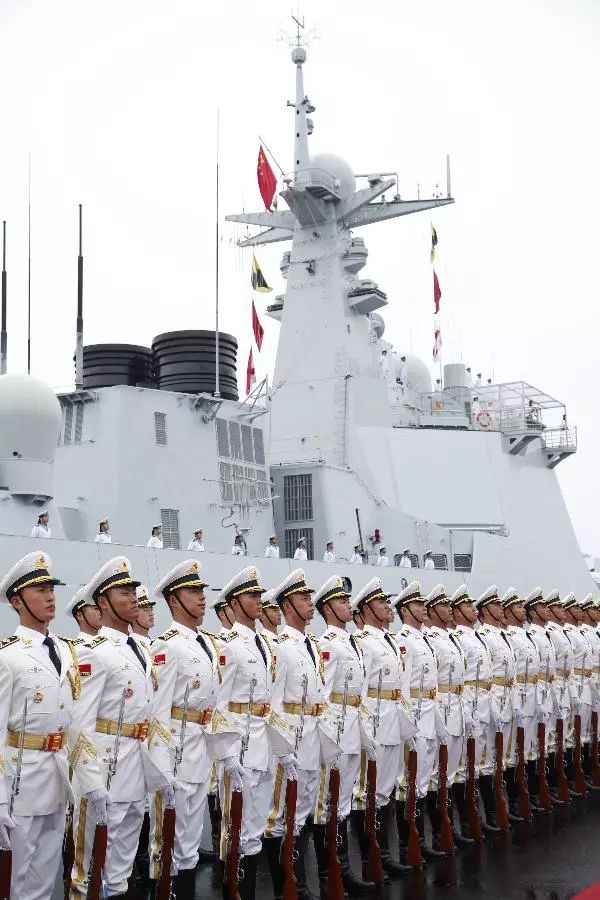 我國海軍閱兵歷史，榮耀與力量的展現(xiàn)，中國海軍閱兵史，榮耀與力量的時代展現(xiàn)