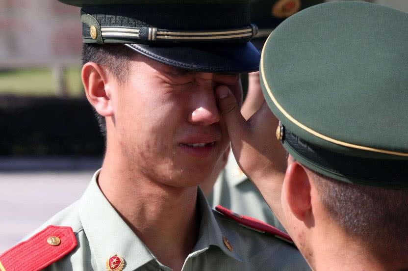 義務(wù)兵訓(xùn)練量，常人能否承受挑戰(zhàn)？，義務(wù)兵訓(xùn)練量挑戰(zhàn)，常人能否承受？