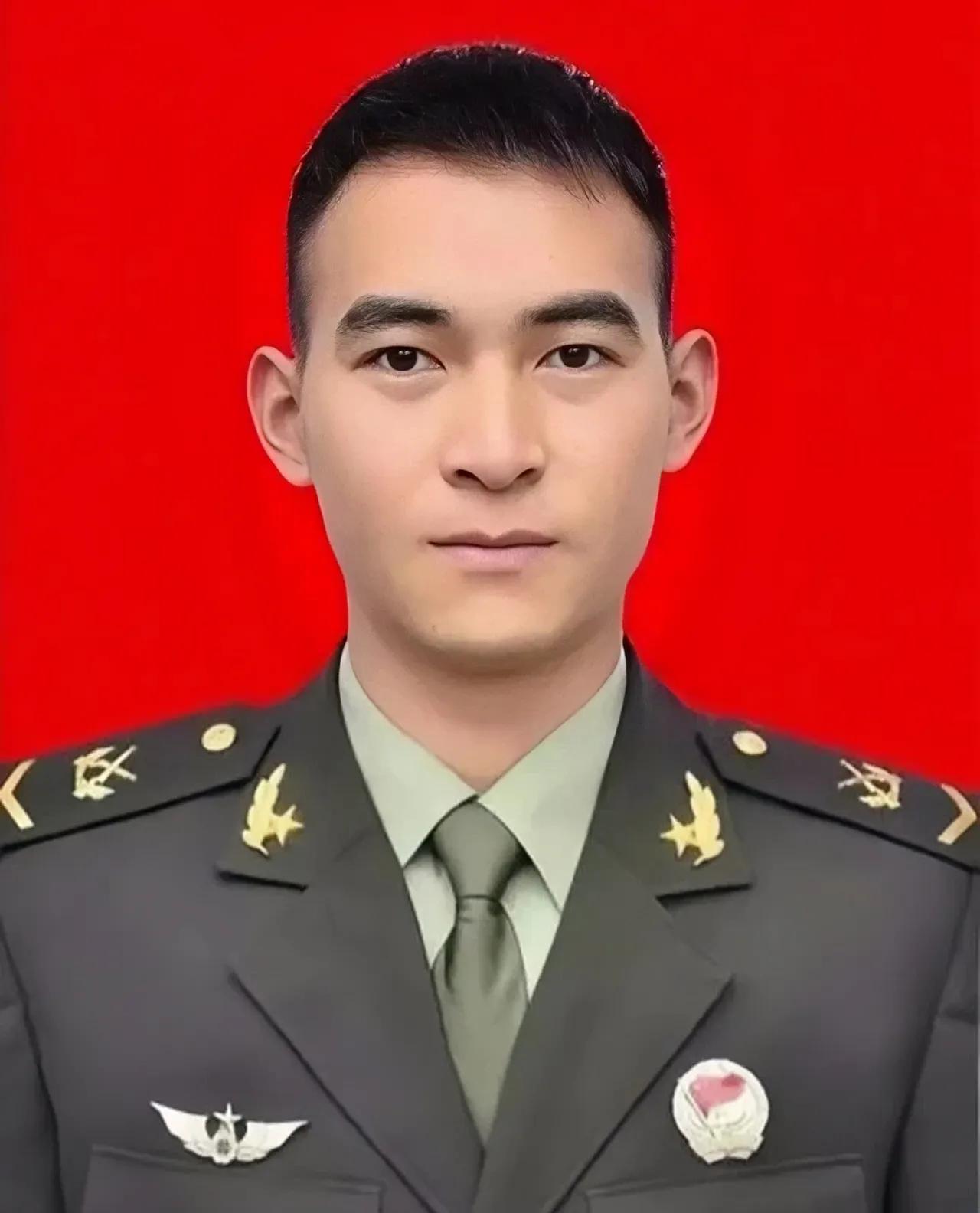 八一勛章與兒女提干，榮譽背后的考量與探討，八一勛章與兒女提干，榮譽背后的多重考量與深度探討