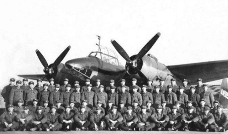 中國(guó)第一支空軍的成立時(shí)間，歷史回顧與意義深遠(yuǎn)，中國(guó)空軍先驅(qū)，首支空軍成立的時(shí)間、歷史回顧及其深遠(yuǎn)影響
