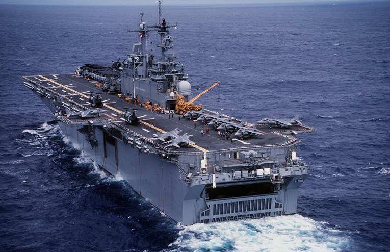 黃蜂級兩棲攻擊艦馬力，強(qiáng)大的動力與卓越的作戰(zhàn)能力，黃蜂級兩棲攻擊艦，強(qiáng)大動力與卓越作戰(zhàn)能力的完美結(jié)合