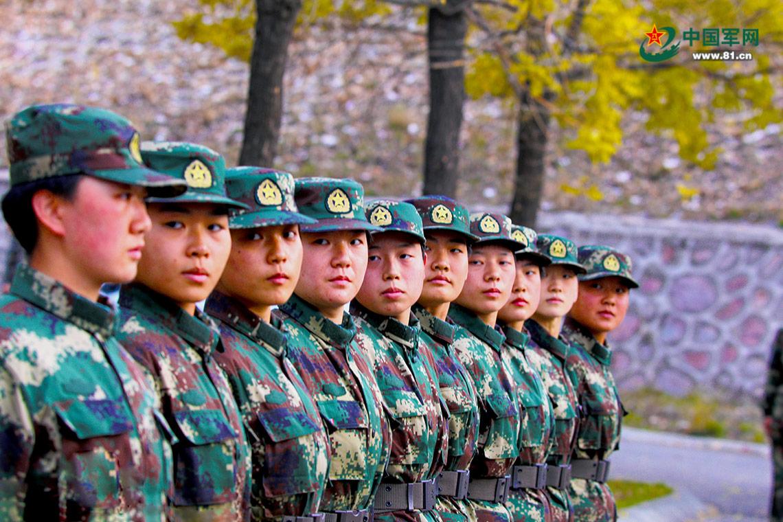 女兵隊(duì)列表演視頻，展現(xiàn)力量與榮耀的篇章，女兵隊(duì)列表演，力量與榮耀的展現(xiàn)