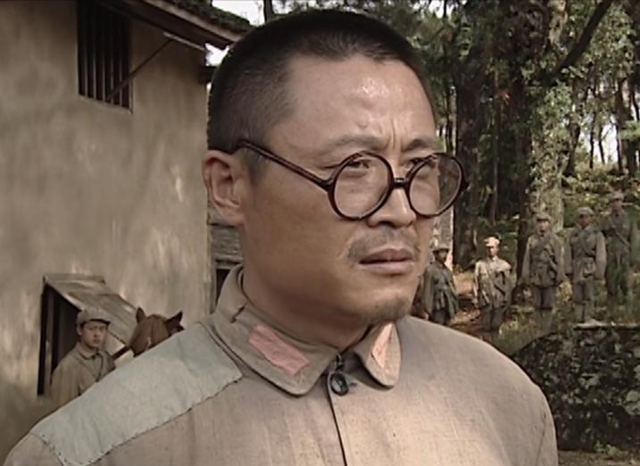 集團(tuán)軍首長稱呼，權(quán)威與責(zé)任的象征，集團(tuán)軍首長稱謂，權(quán)威與責(zé)任的標(biāo)志