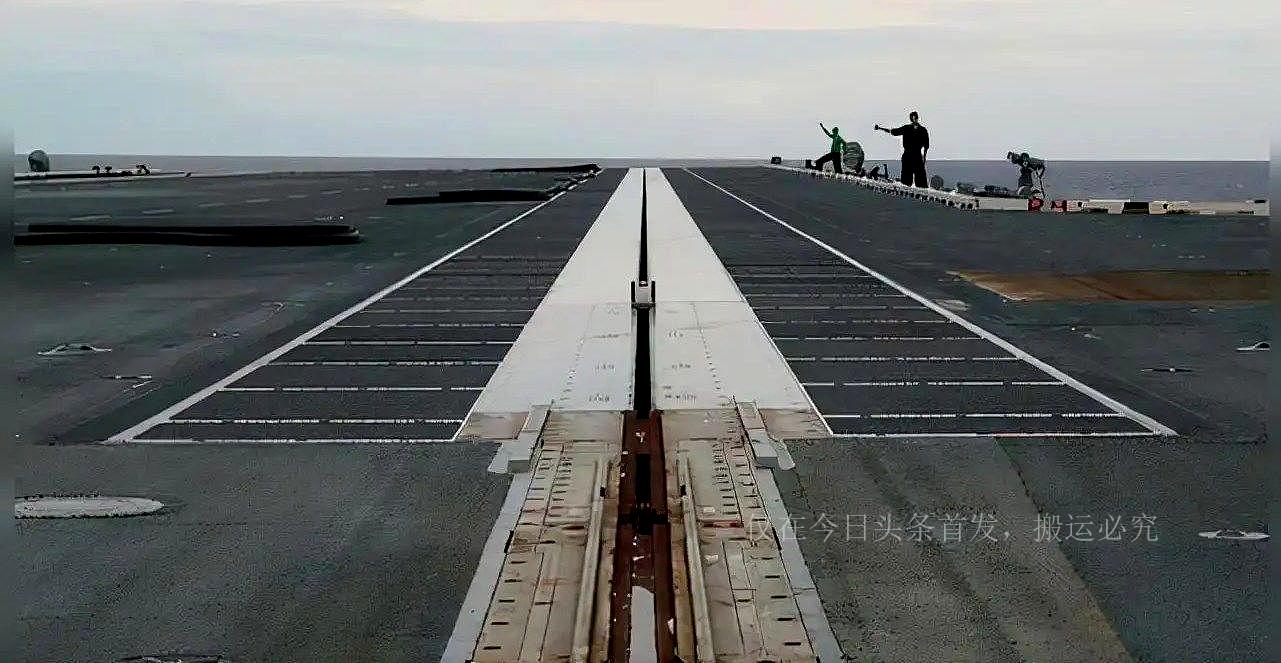 殲-15電磁彈射技術(shù)，引領(lǐng)中國(guó)航母戰(zhàn)斗群的嶄新篇章，殲-15電磁彈射技術(shù)，開啟中國(guó)航母戰(zhàn)斗群新篇章