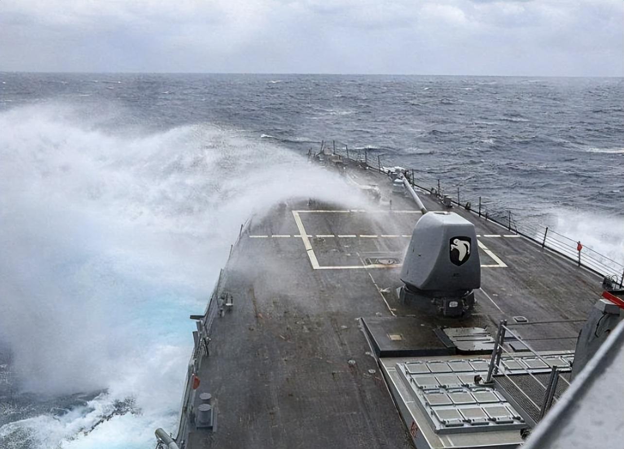 臺(tái)海軍演