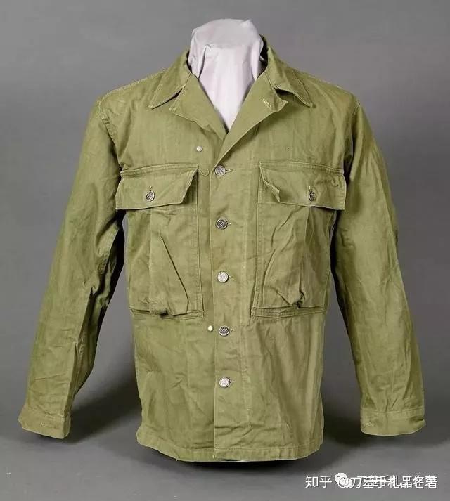 各軍種作訓(xùn)服顏色的演變與內(nèi)涵，軍種作訓(xùn)服顏色演變及其內(nèi)涵探究